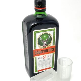 Jägermeister mit 2 Shotgläser Likör 1x 0,7 l Alkohol 35% vol.