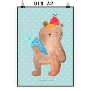 Mr. & Mrs. Panda Poster DIN A2 Bär Schultüte - Türkis Pastell - Geschenk, Designposter, Schul, Bär mit Schultüte (1 St), Lebendige Farben